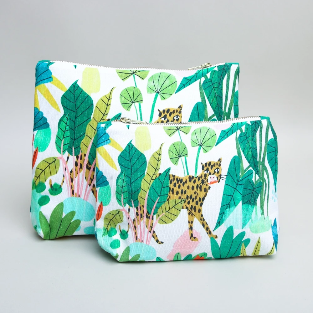 &klevering Bodil Leopard Washbag &klevering Bodil Leopard Washbag