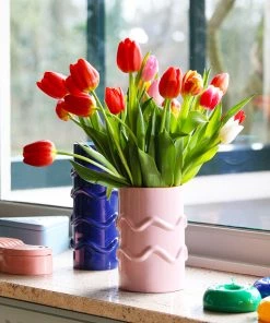 &klevering Wavy Low Vase