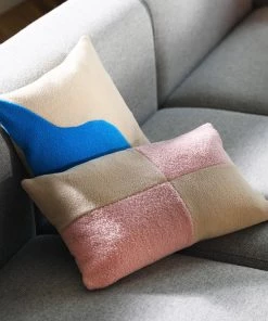 &klevering Wavy Square Blue Cushion