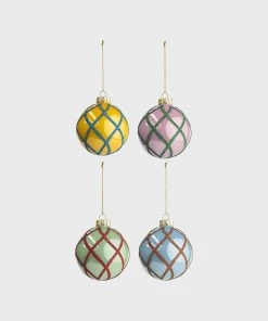 &klevering Criss Cross Ornament (Set of 4)